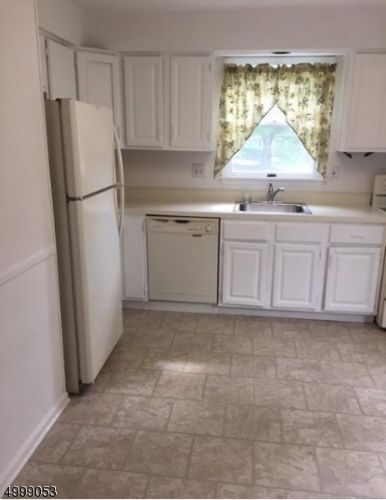 Building Photo - 359 Burdock Ct