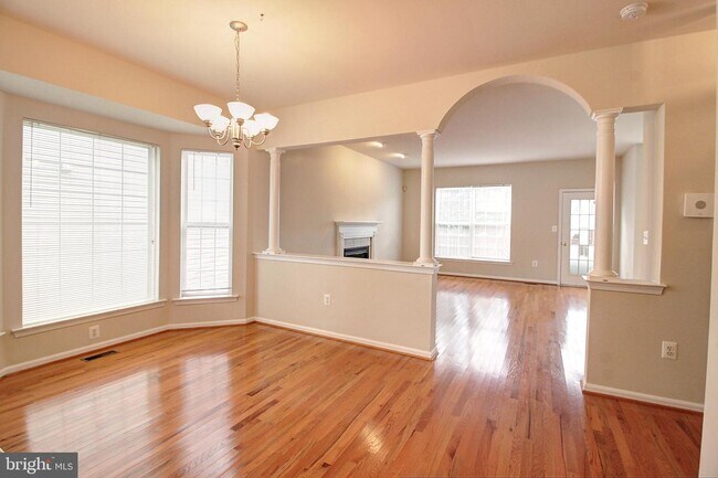 Foto del edificio - 9538 Kingston Pl