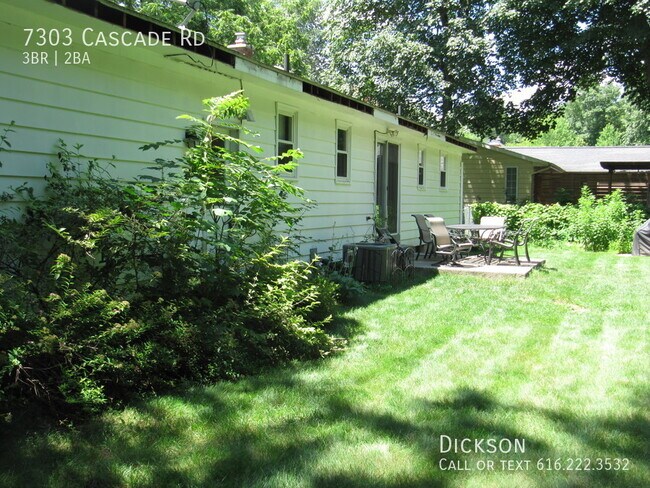 Building Photo - 7303 Cascade Rd SE