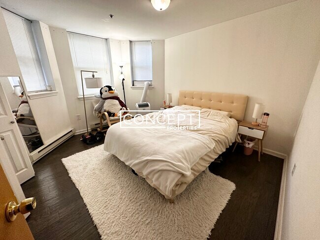 Building Photo - 112 Jersey St