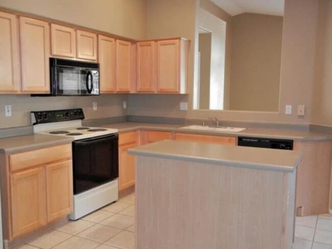 Foto del edificio - 6926 W Phelps Rd