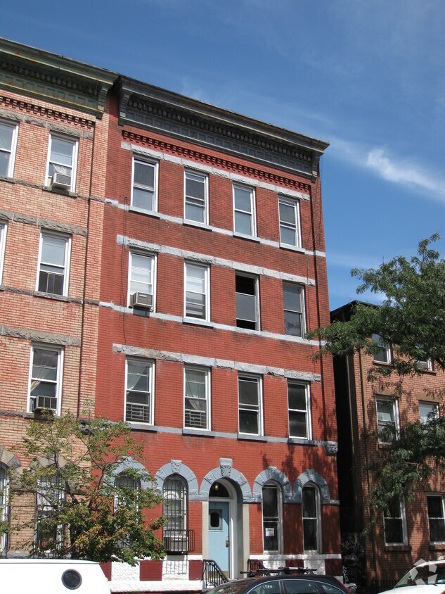 Building Photo - 95 S 2nd St