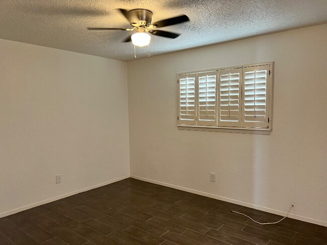 Foto del edificio - 10434 Seawood Dr