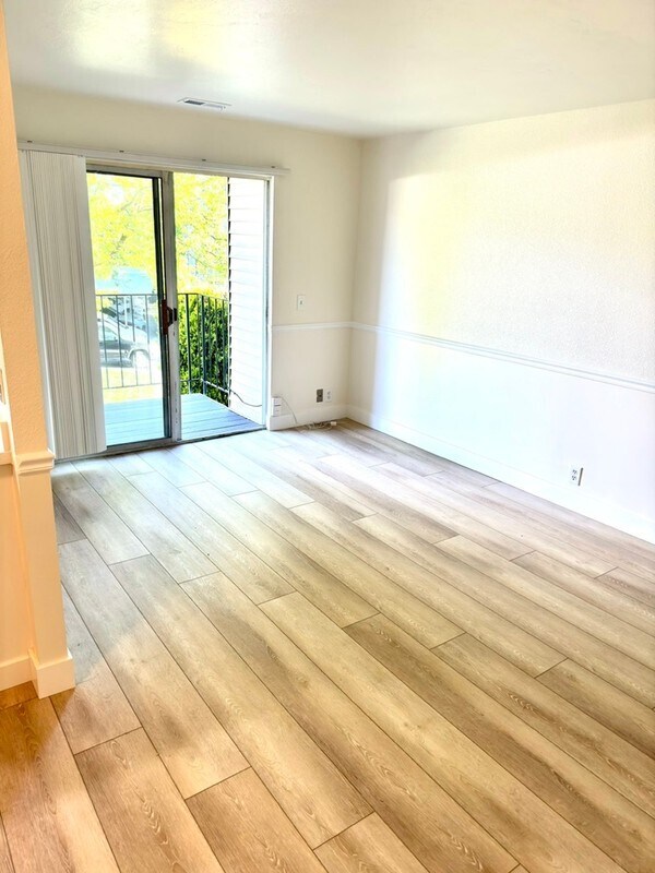 Foto del edificio - 4646 Quail Park Dr