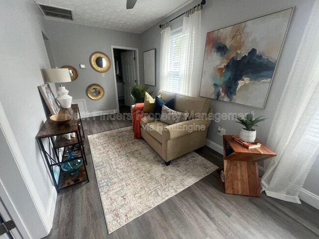 Foto del edificio - 2803 College St