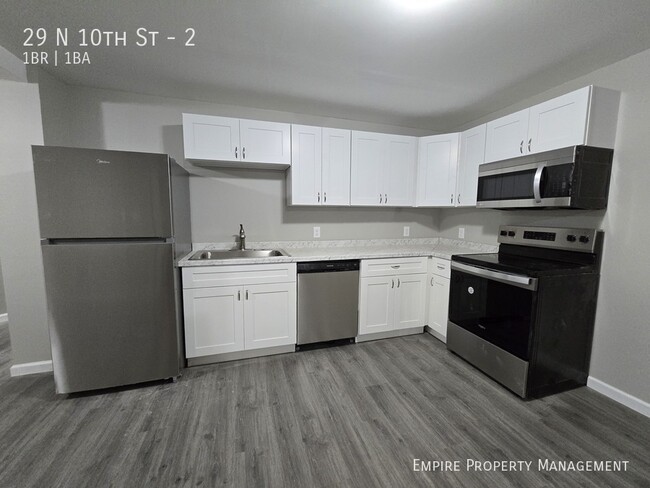 Foto del edificio - 1-Bedroom/ 1-Bathroom Apartment at Allentown!