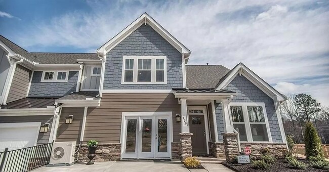 Building Photo - 100 Parkland Dr