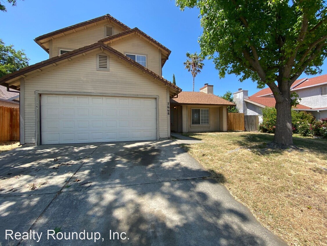 Primary Photo - 3 br, 2.5 bath House - 7668 Countryfield Dr