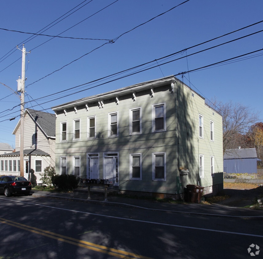 32 S Main St, Voorheesville, NY 12186 Apartments in Voorheesville, NY