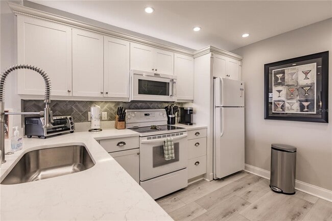 Foto del edificio - 1255 E Peppertree Dr