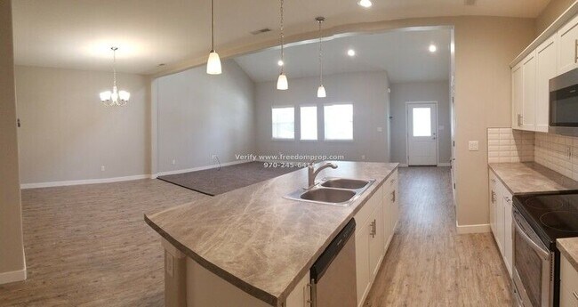 Foto del edificio - 1161 Main St