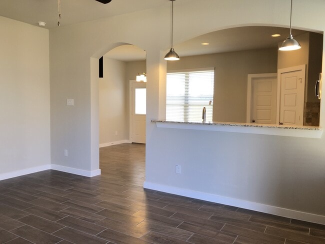 Photo - 1044 West Sierra Vista Court Townhome