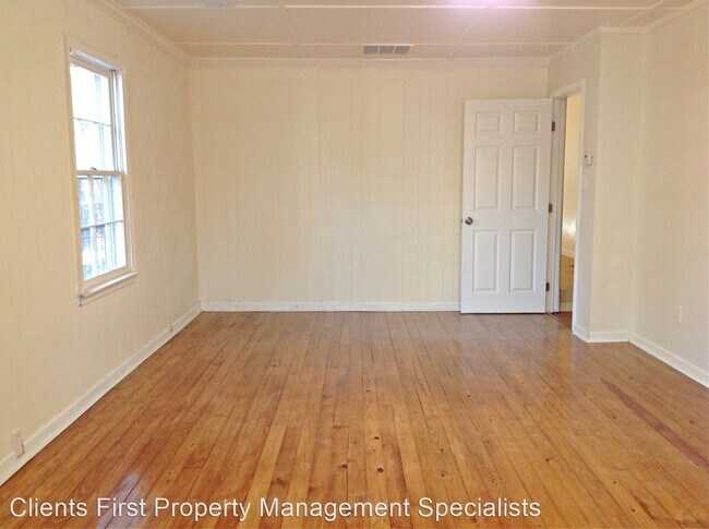 Foto del edificio - 4 br, 2 bath House - 6474 Queens Mill Road