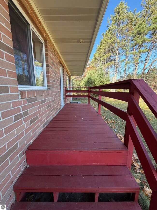 Foto del edificio - 8334 M-113