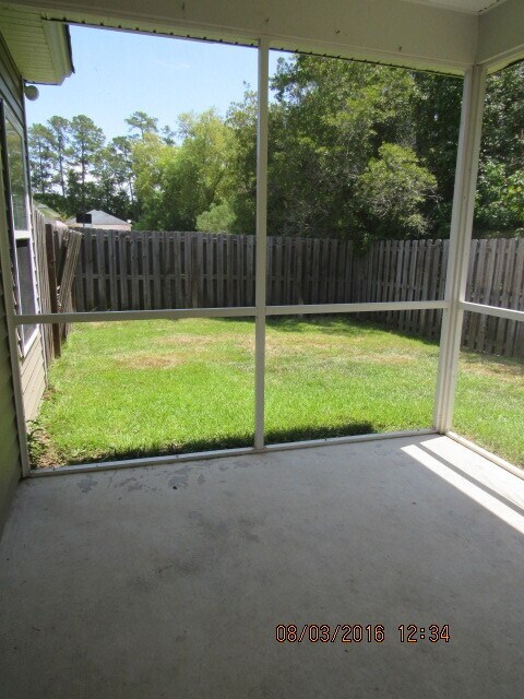 Foto del edificio - 758 E Bristol Way