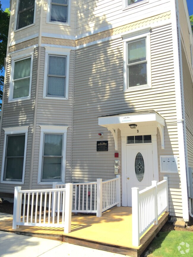 Building Photo - Gardner Terrace