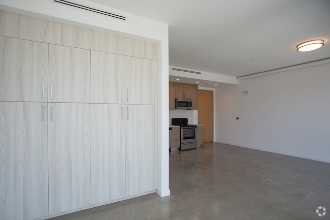 Loft A1 - 495 SF (South Side) - Panorama Tower