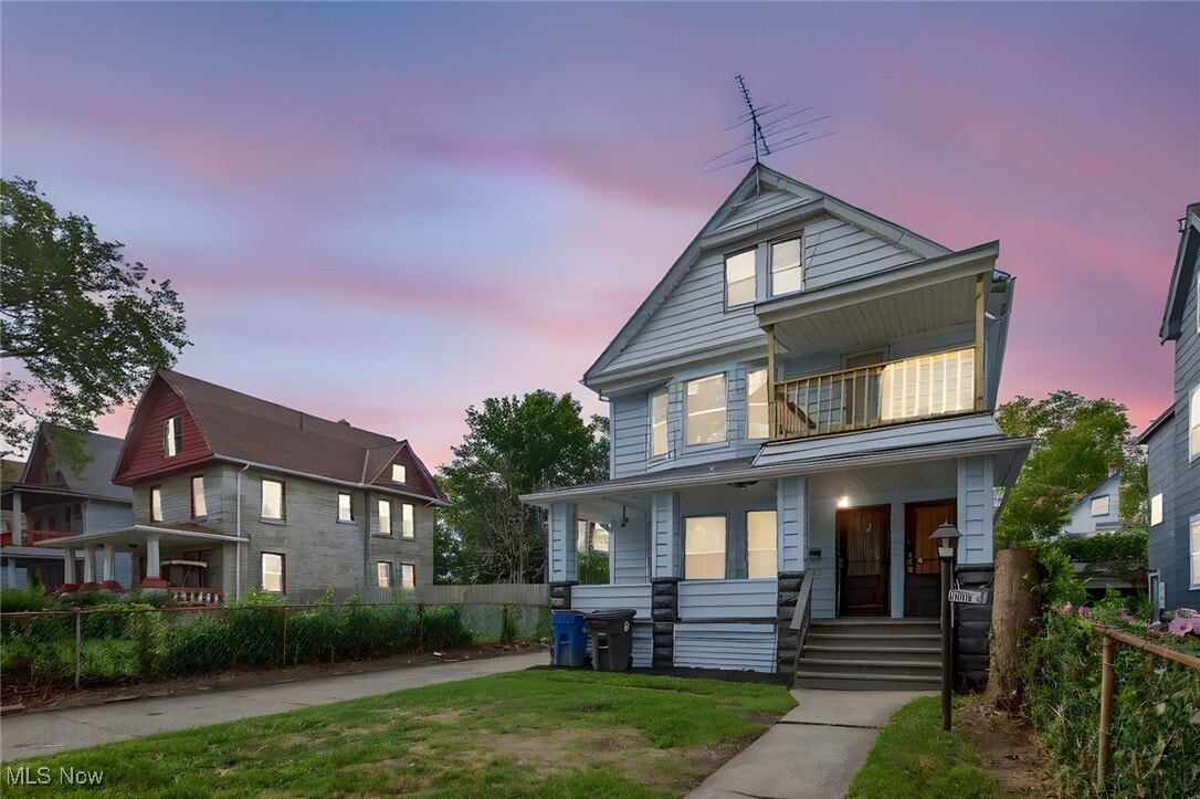 13608 Earlwood Rd Cleveland, OH 44110 – photo 1