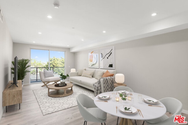 Building Photo - 1226 S Bedford St