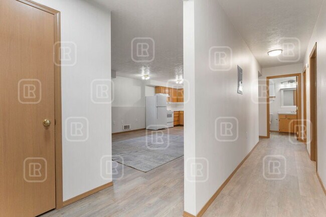 Foto del edificio - 107 W 3rd St