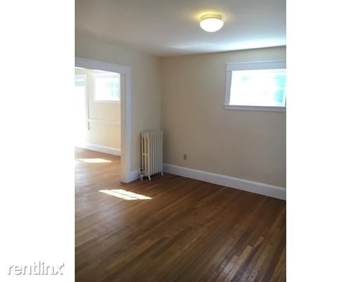 Building Photo - 47 Pine St