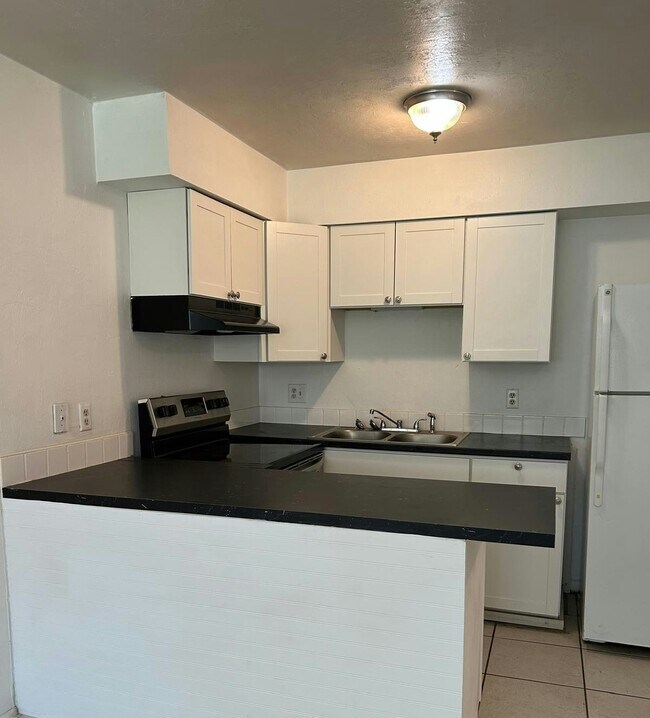 Foto del edificio - 27 NW 21st Pl