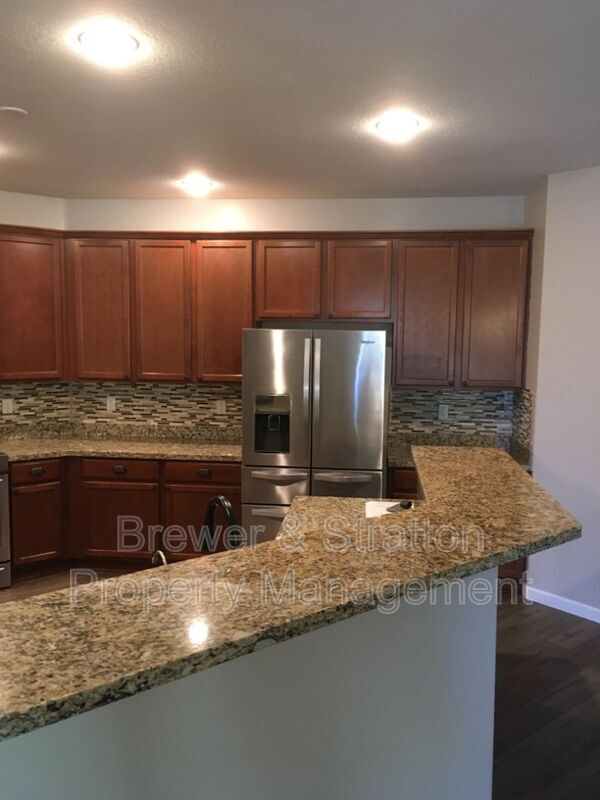 Foto del edificio - 4137 E Devon Dr