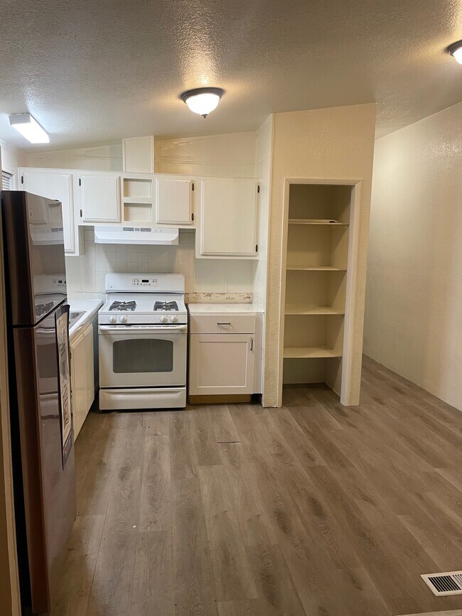 Foto del edificio - 2134 Fruitvale Ave