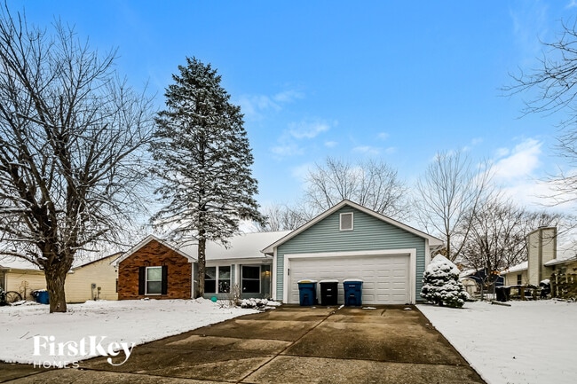 Building Photo - 7427 Cobblestone W Dr