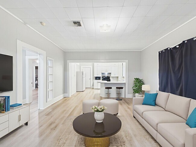 Foto del edificio - Adorable 3 bed, 1 bath home available in S...