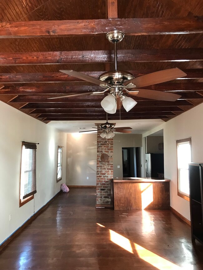 Foto del edificio - 2515 Eagle St