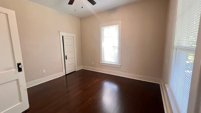 Foto del edificio - 3113 Phyllis St