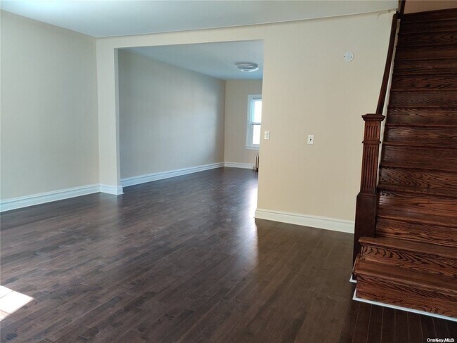 Foto del edificio - 167th Street