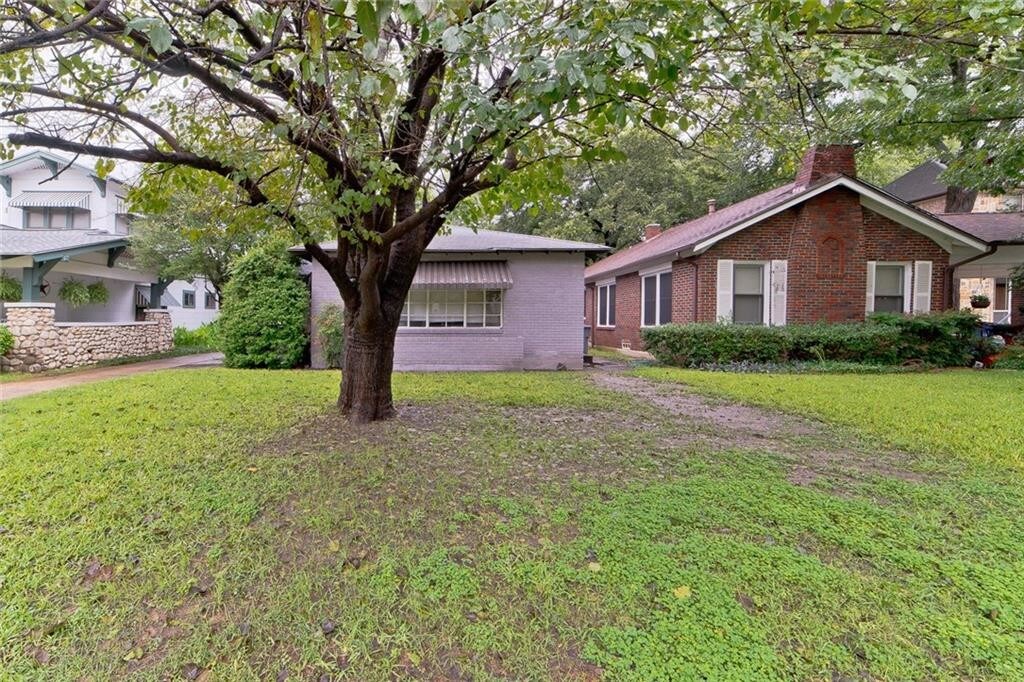 6337 Lakeshore Dr, Dallas, TX 75214 Townhome Rentals in Dallas TX