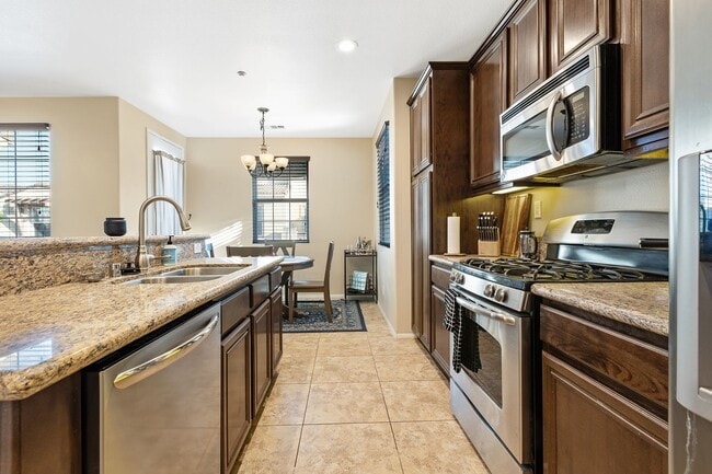 Building Photo - 31186 Lavender Ct