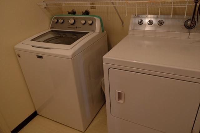 Foto del edificio - 2332 Dubois St