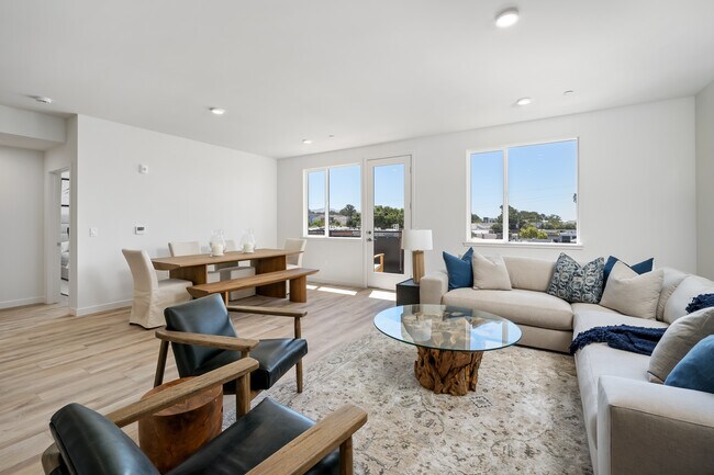 Foto del edificio - 2475 Victoria Ave