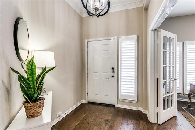 Building Photo - 209 Silver Oak Dr
