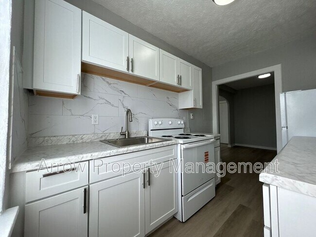 Foto del edificio - 723 Ella St