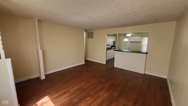 Building Photo - 7810 Cullen Dr