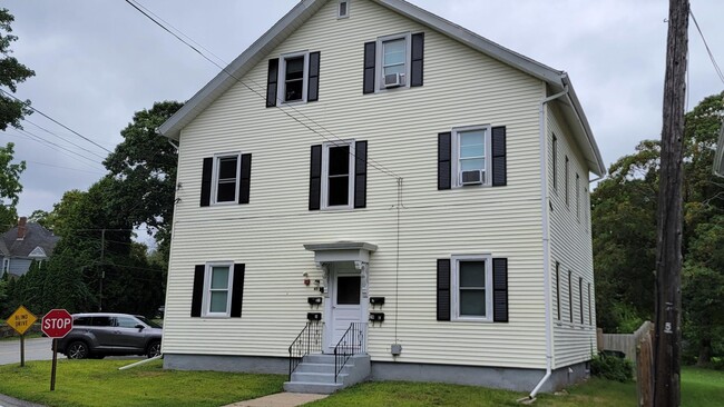 Building Photo - 45 Updike Ave
