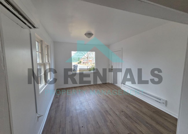 Foto del edificio - 226 Wayne Ave