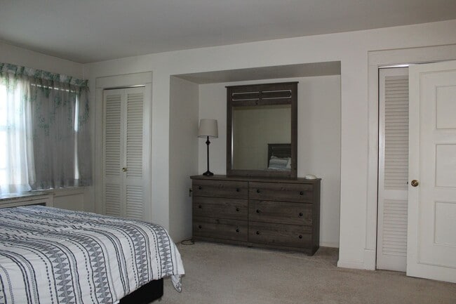 Foto del edificio - Fully Furnished!