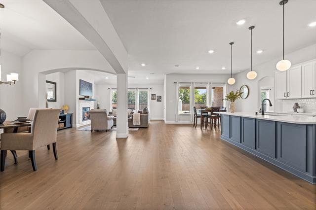 Foto del edificio - 411 Heritage Hill Dr