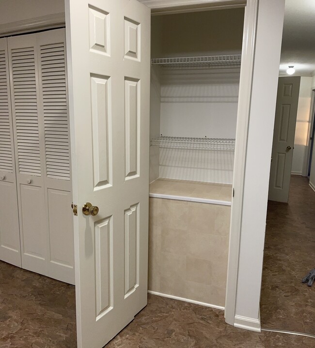 Building Photo - 63 Poplar Ct Ln