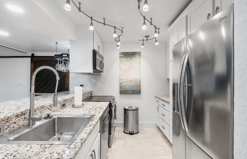 Foto principal - 2045 Corner Lake Dr