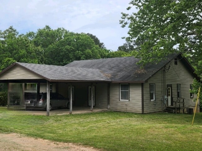 Building Photo - 7998 Highway 32