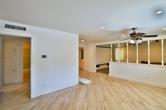 Foto del edificio - 1423 S Wilson St