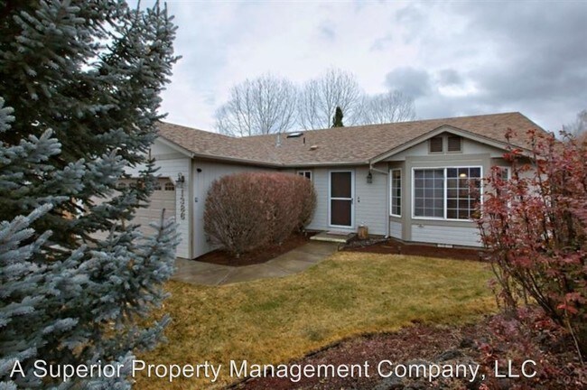 Building Photo - 1386 NE Providence Dr