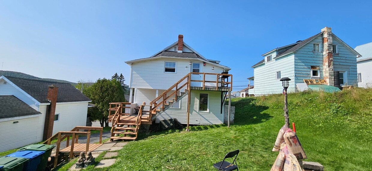 Photo du bâtiment - 83 Chem. du Pouvoir